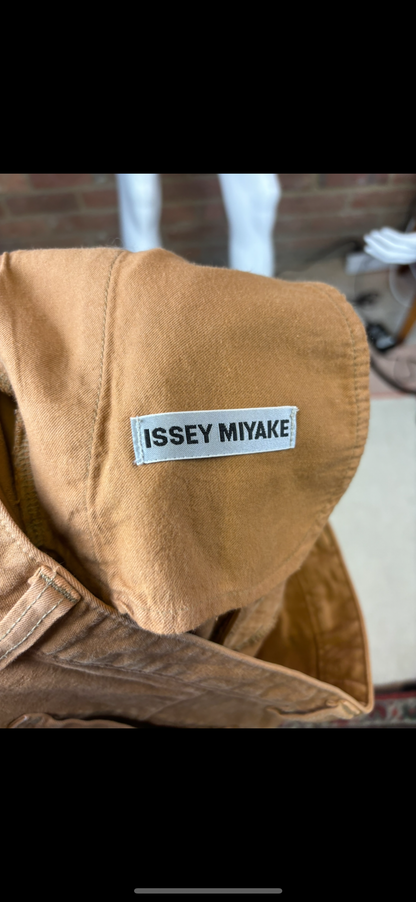 ISSEY MIYAKE JEANS